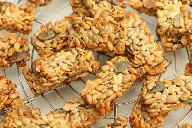 Delicious Seed Cookies Recipe (Vegan Option Available)