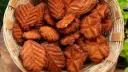 Traditional Khasta Thekua Prasad (खास्ता ठेकुआ) – Crispy Sweet Delight
