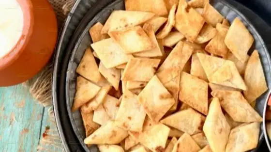 Quick and Crispy Tortilla Papdi Recipe (Papri Chaat Hack)