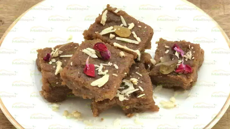 Singhare Ke Atte Ka Halwa (सिंघाड़े का हलवा) – Slow‑Roasted Water Chestnut Flour Delight with Ghee & Nuts