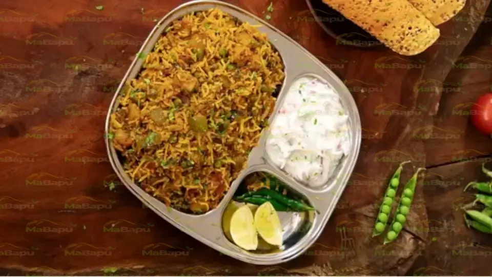 Mumbai Street Style Tawa Pulao (तवा पुलाव) – Bold Pav Bhaji‑Inspired Flavors on a Sizzling Iron Tawa